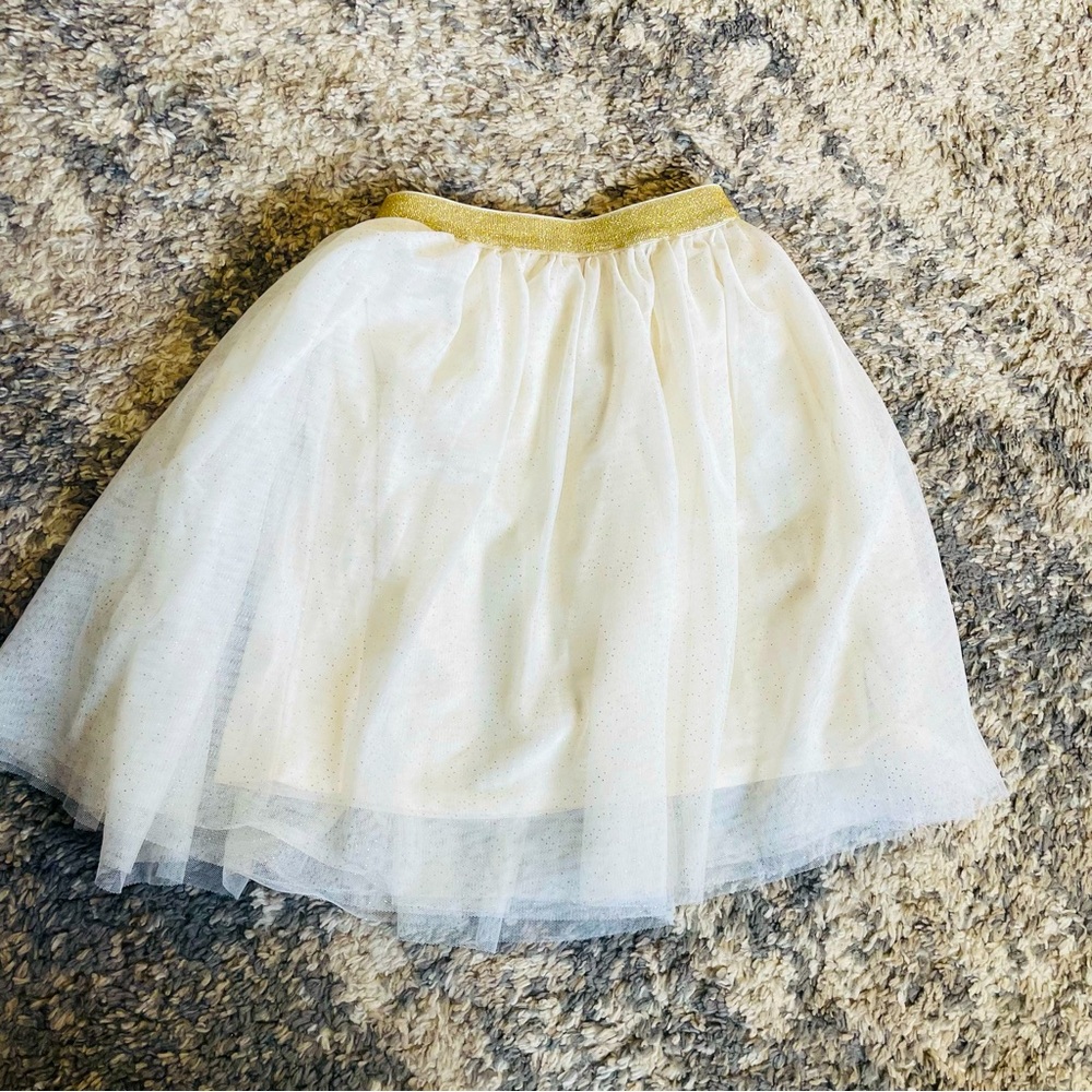 SOLD Cute Holiday Tulle Skirt in Ivory and Gold size 4/5